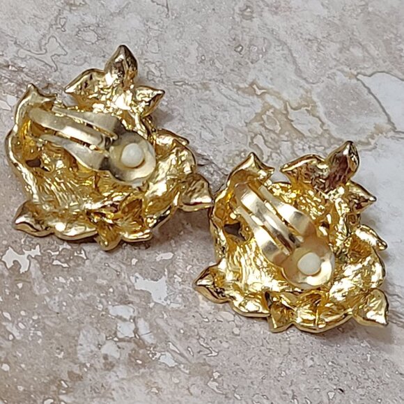 Vintage Enamel and Rhinestone Flower Cluster Earrings Large Clip ons - Picture 4 of 4